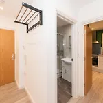 Free Parking Central Fully Equipped 1 Bedroom Apartment