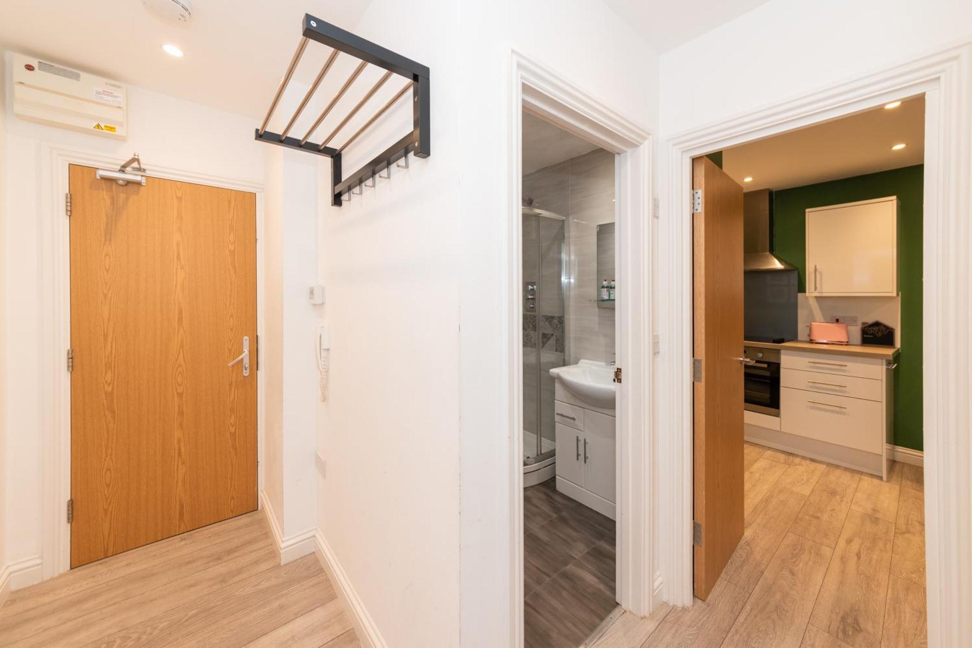 Apartment Free Parking Fully Equipped 1 Bedroom *